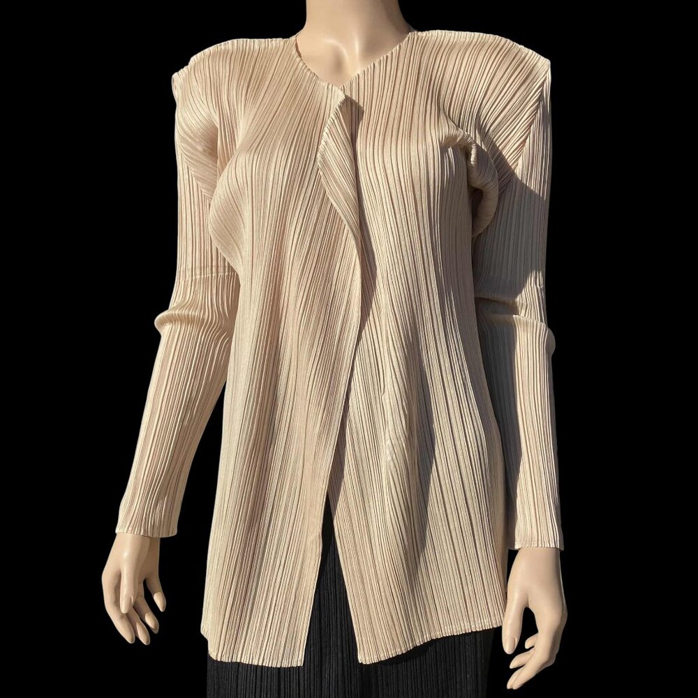 Vintage PLEATS PLEASE Issey Miyake Long Sleeve Cardigan Shirt Cream Tan Size 3